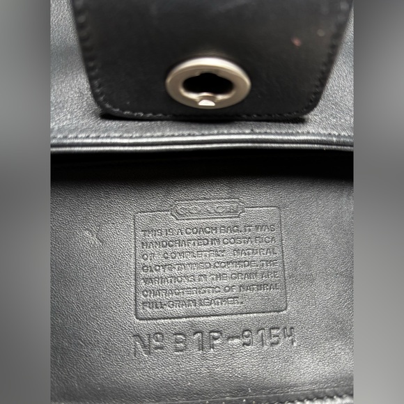 Vintage Coach Demi Legacy Bag - style 9154 - Picture 3 of 10